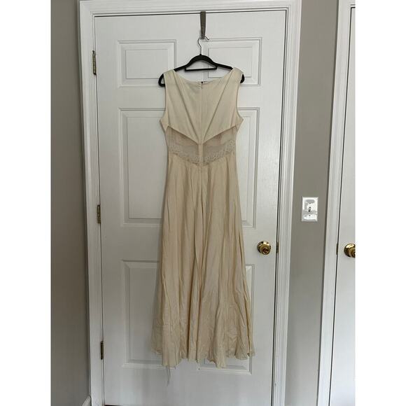 NWT Reformation Silk Spruce Dress SOLD OUT $580 White Wedding Lace Plunge Neck - Picture 6 of 9
